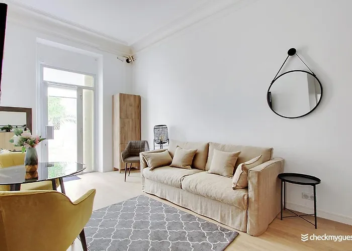 Modern - 1br-4p - Le Marais Daire