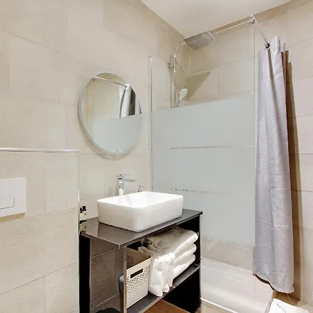 Modern - 1br-4p - Le Marais Apartman *